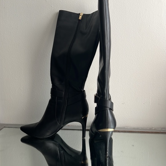 Calvin Klein Women’s Julietta healed knee boot - Picture 3 of 3